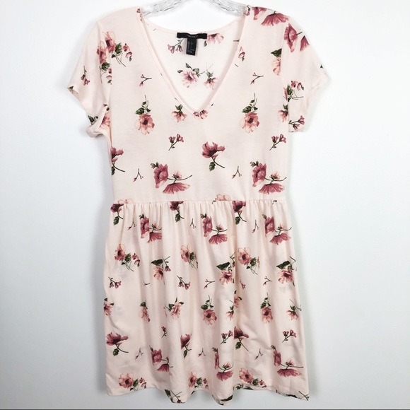 Forever 21 Dresses & Skirts - Forever 21 Floral Short Sleeve a-line dress large